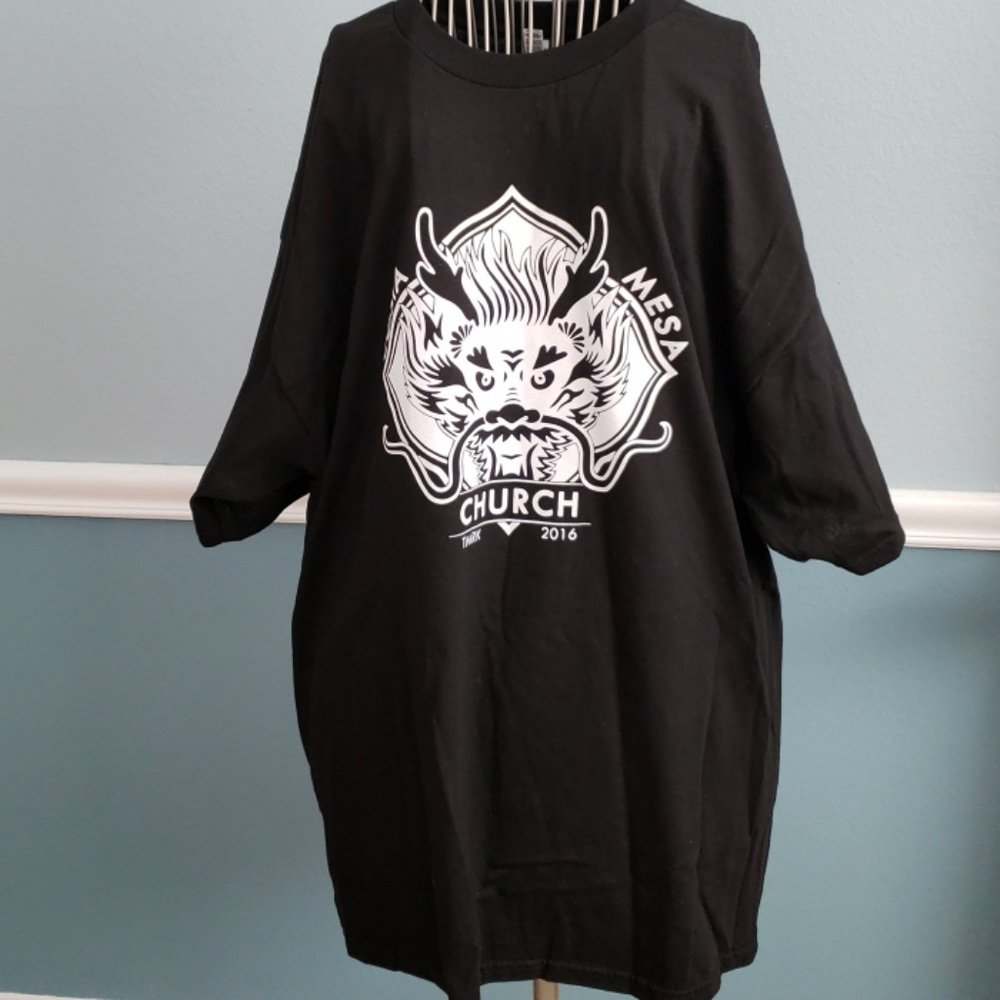 NWOT! Black and white CA dispensary tshirt-2XL